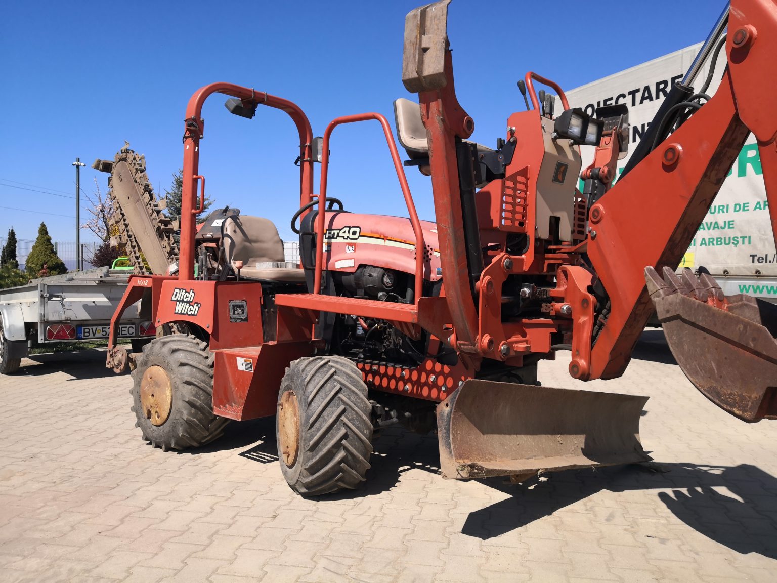 Ditch Witch RT40 combo system trenchers (săpător de șanțuri) H313 si