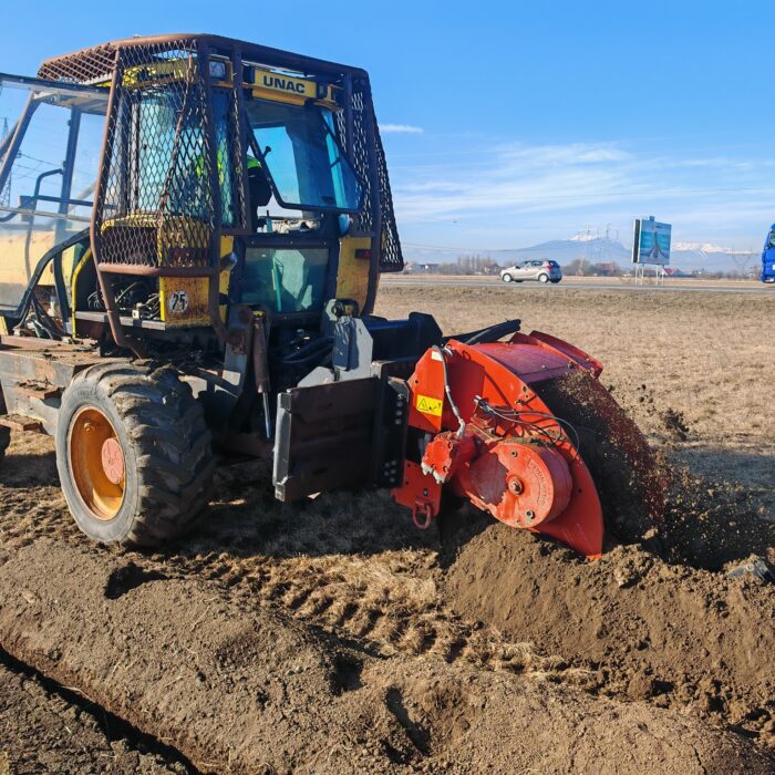 UNAC NF 250 Vario + Ditch Witch CTH120